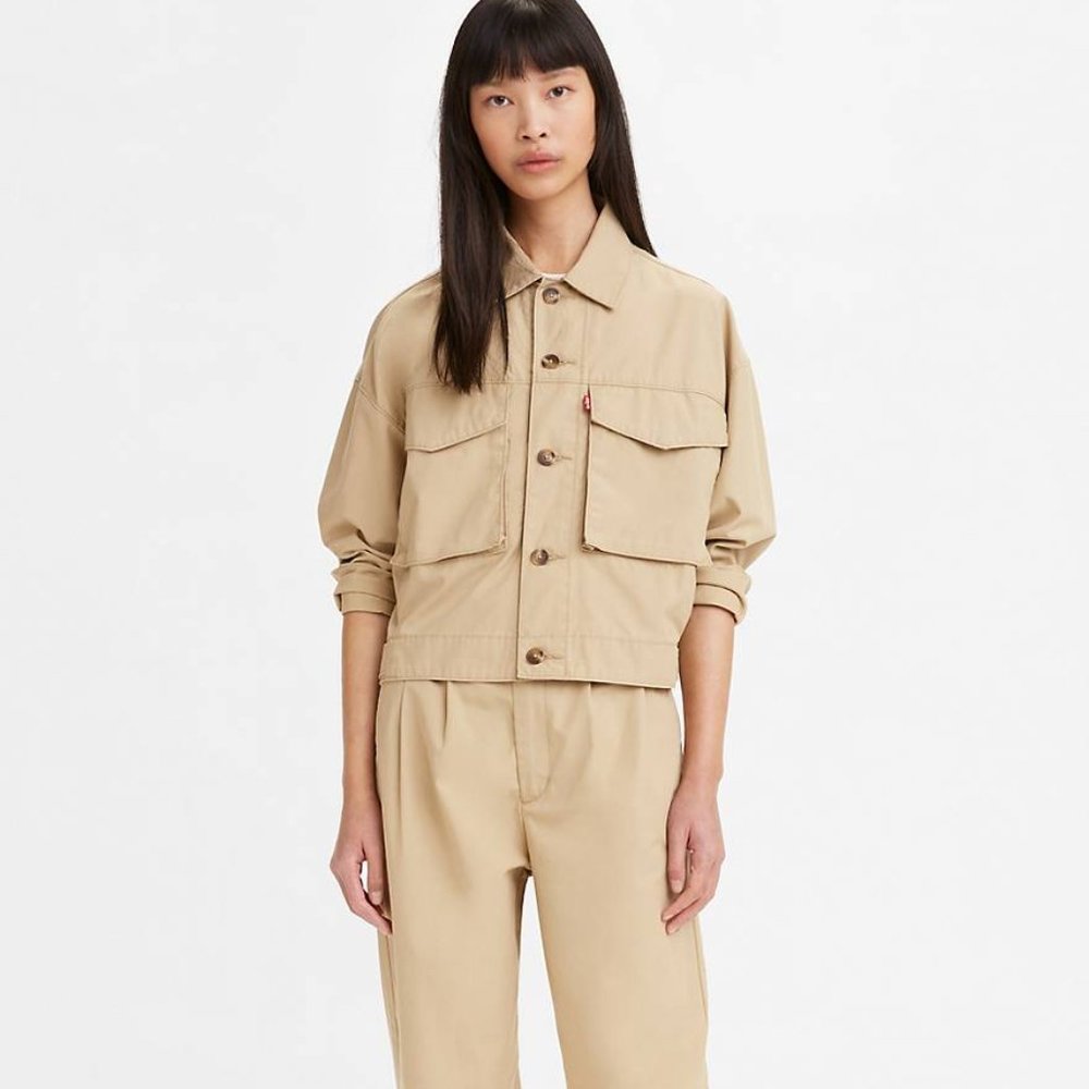 Levi’s cropped jacket - medium